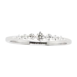 <p>Knife edge fine ring with 7 claw set Diamonds</p>